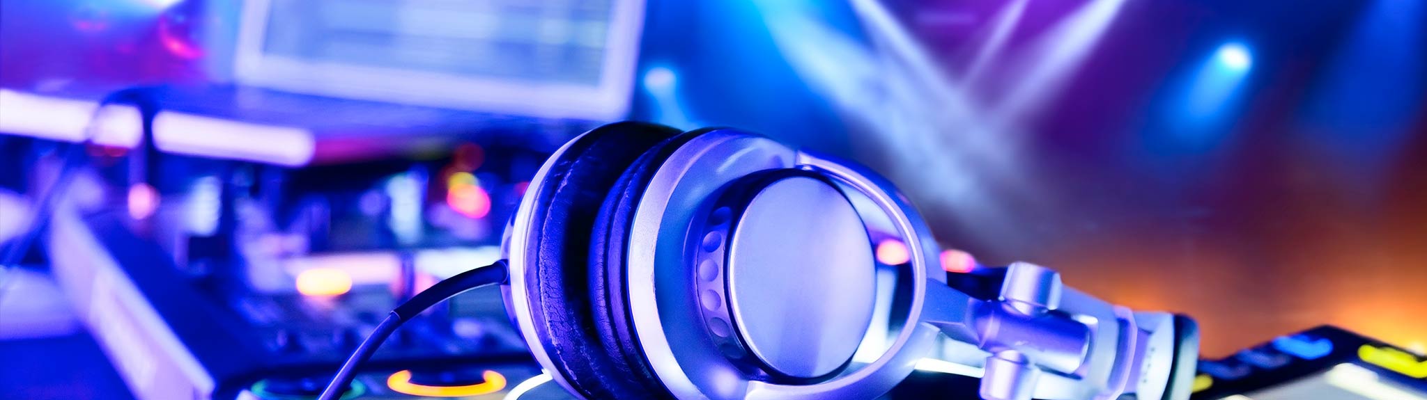 headphones banner